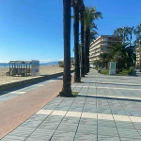 Apartamento Frente Playa-premium Apartment *